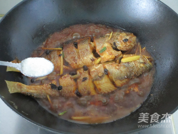 Braised Yellow Croaker with Tempeh recipe