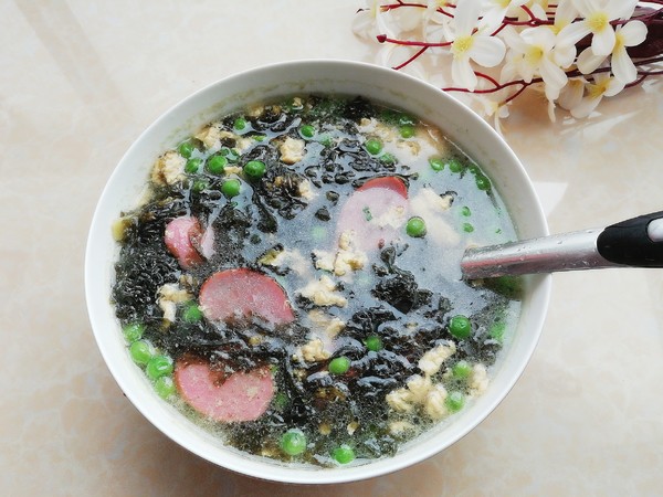 Pea Seaweed Egg Soup recipe