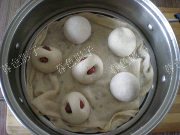 Buckwheat Jujube Steamed Buns recipe