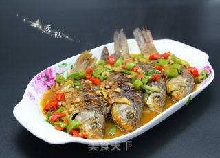 Spicy Rice with Small Crucian Carp recipe