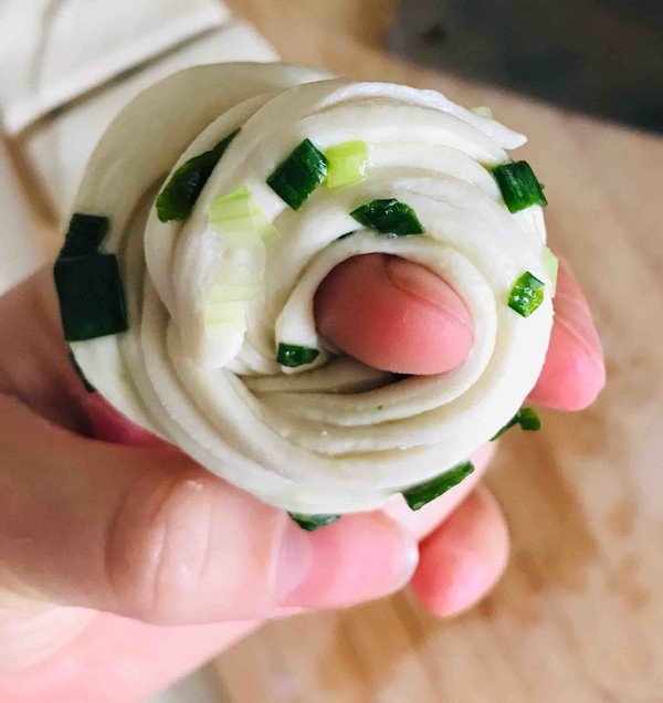 Scallion Silver Silk Hanaf Roll recipe