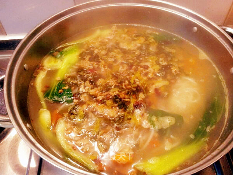 The Taste of Grandma-yunnan Small Pot Rice Noodles recipe