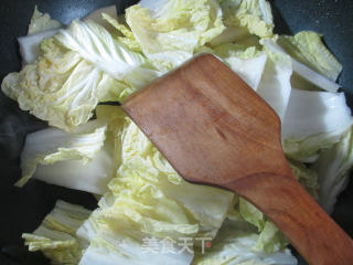 Potatoes and Chinese Cabbage Wide Noodles recipe