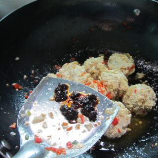 Meat Ball with Soy Sauce recipe