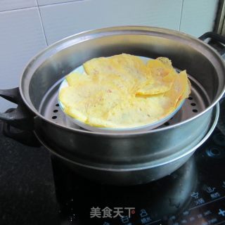 Egg Skin Meat Dumplings recipe