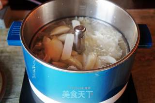 Snow Pear Soup with Rock Sugar Tremella recipe