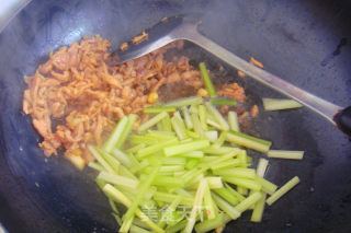 Fried Shredded Pork with Ginger recipe