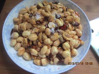 Fried Peanut Kernels recipe