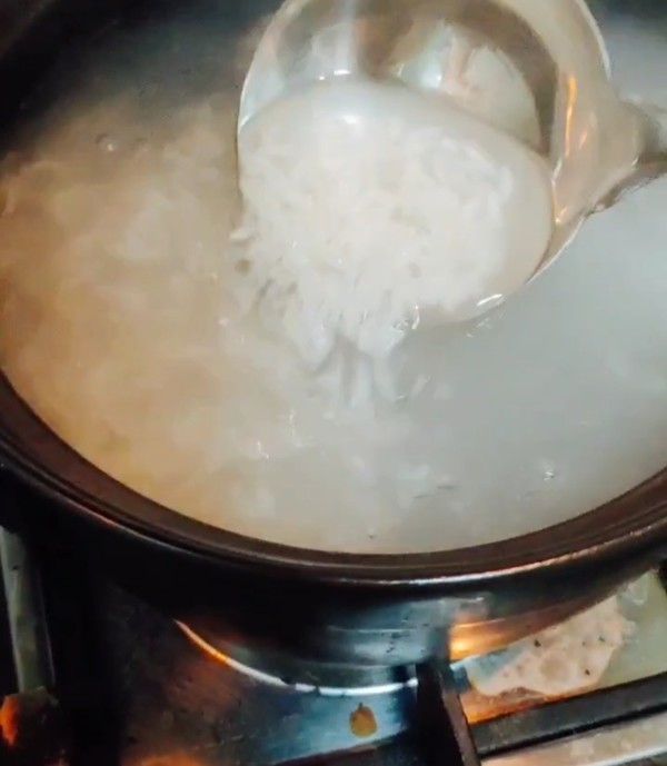 Congee with Preserved Egg and Lean Meat recipe