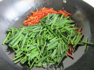 Fried Squid with Chives recipe