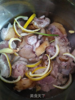 Stewed Trotters Soup recipe