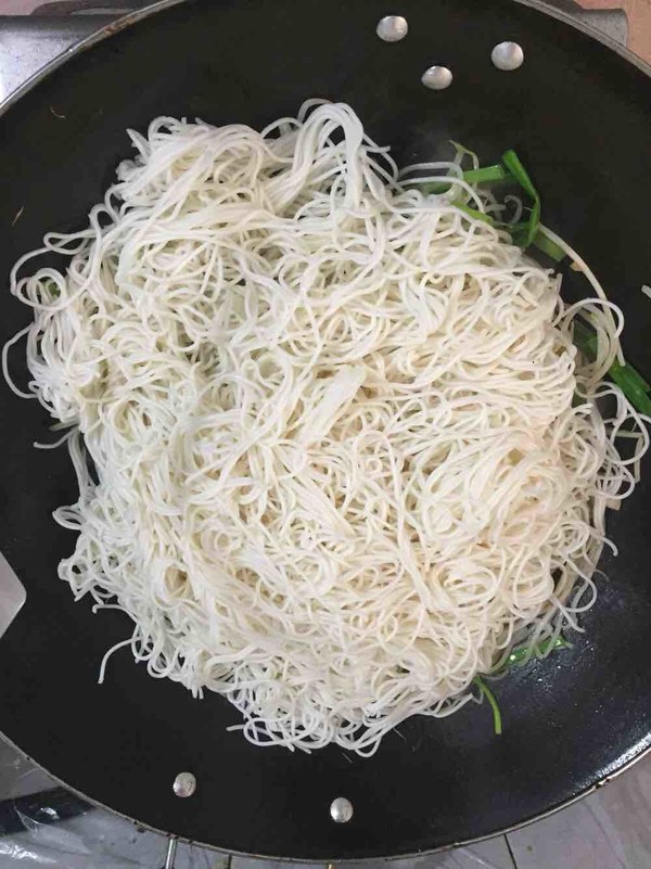 Lu San Fried Noodles recipe