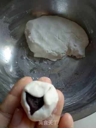 Osmanthus Sauce and Bean Paste Dumplings recipe