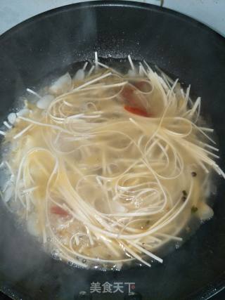 Kimchi Egg Noodles recipe