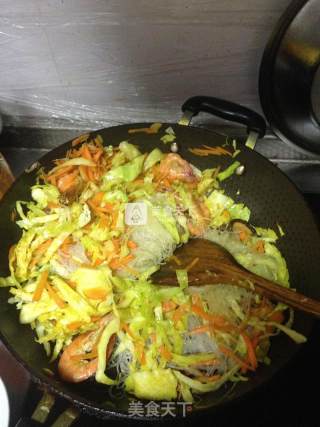 Stir-fried Vermicelli with Laksa and Shrimp recipe