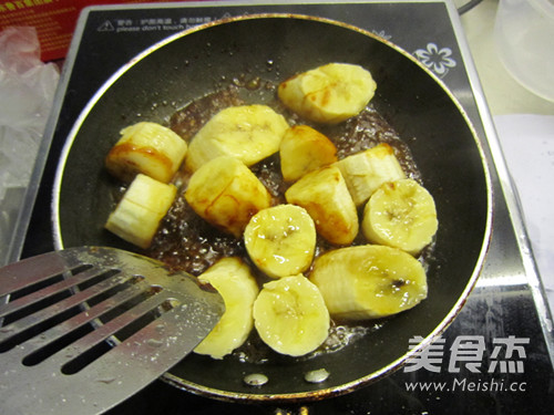 Caramelized Banana Coconut Tart recipe