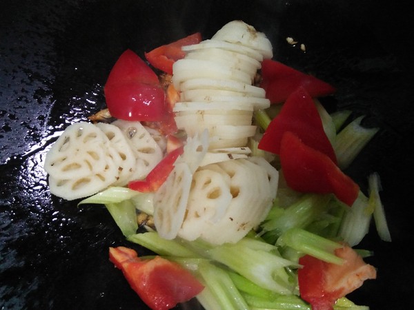 Stir-fried Three-color Vegetable recipe