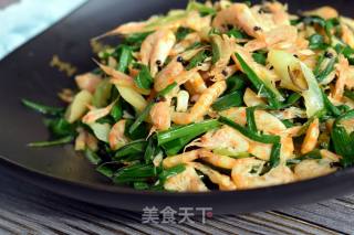 快手懒人饭#stir-fried Antarctic Krill with Leek recipe