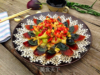 Red Pepper and Eggplant Mixed with Preserved Eggs recipe