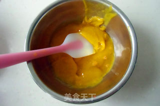 Mango Flowing Heart Mousse recipe