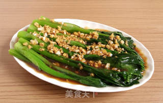 Garlic Choy Sum in Oyster Sauce recipe