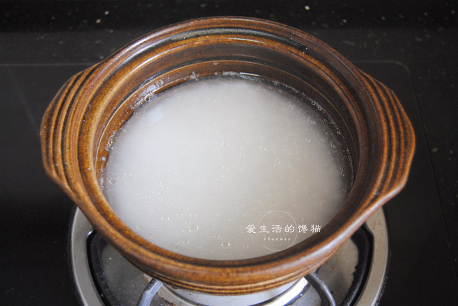 La Mei Kimchi Claypot Rice recipe