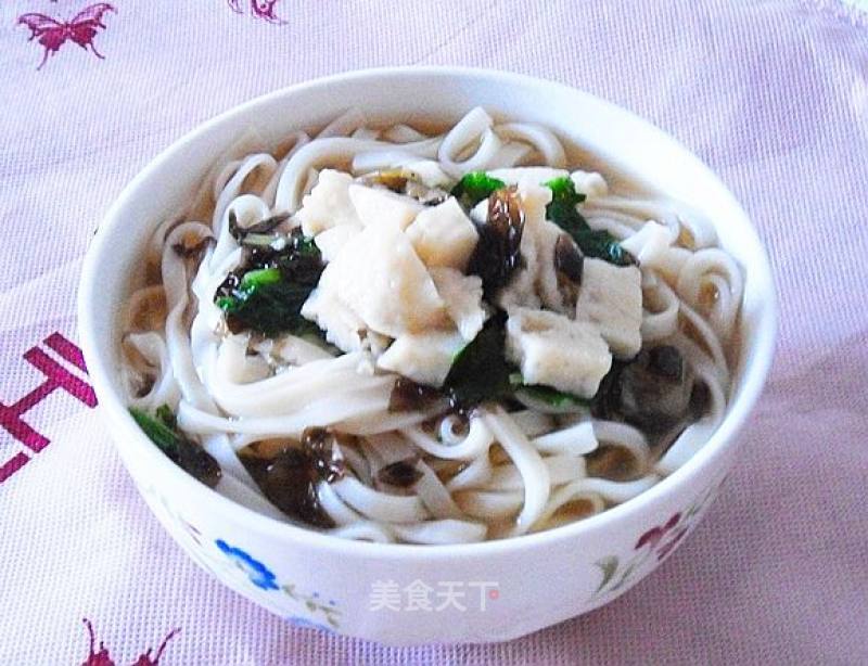 Cuttlefish Ball Noodles with Sauce