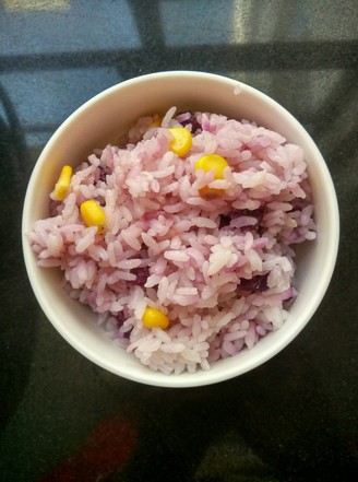 Purple Sweet Potato and Corn Grain Braised Rice