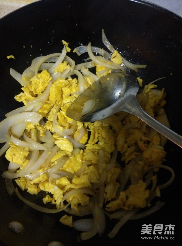 Fried Duck Eggs with Onions recipe