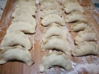 Mushroom and Sophora Flower Egg Dumplings recipe