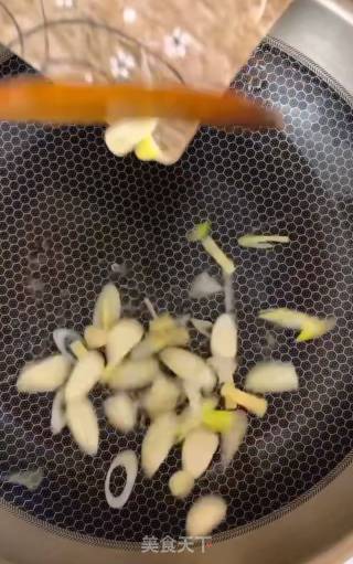 Shrimp Oil Cabbage recipe