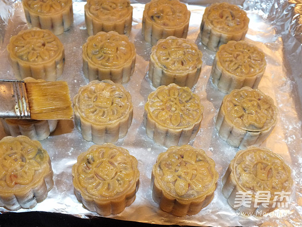 Cantonese Five-nen Moon Cake recipe