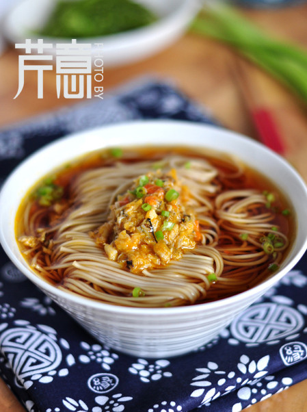 Crab Noodle Yang Chun Noodles recipe