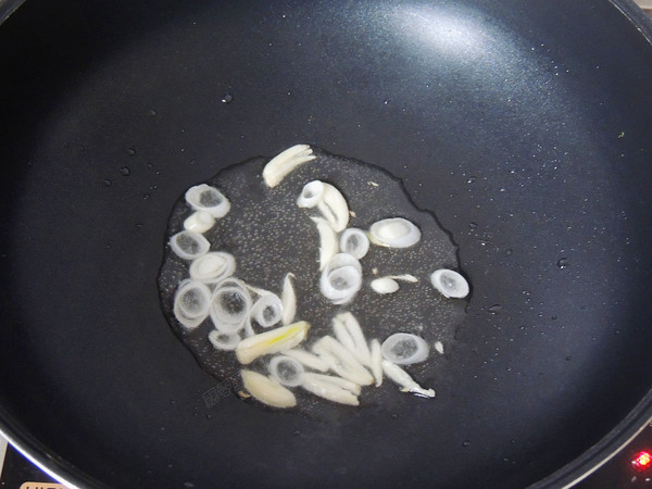 Stir-fried Mushrooms with Broccoli recipe