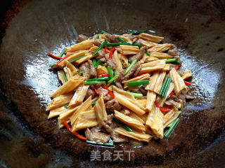 Fried Pork with Yuba recipe