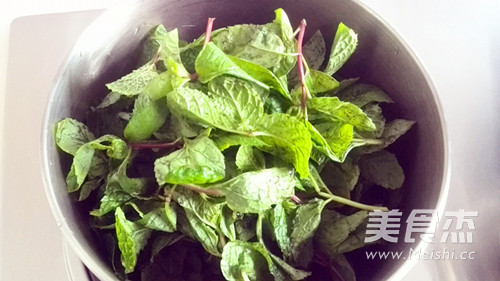 Qingli Throat--fragrant Mint Syrup recipe