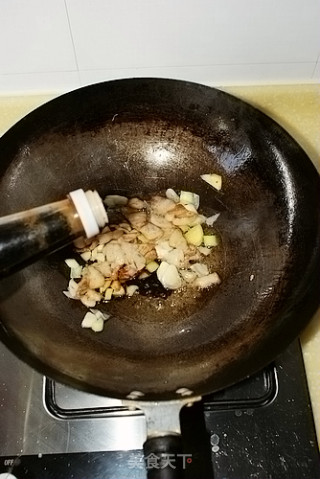 Braised Pork Belly with Moss Vermicelli recipe