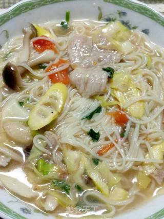 Noodles with Bamboo Shoots and Sauce recipe