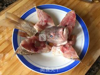Steamed Flower-shaped Fish recipe