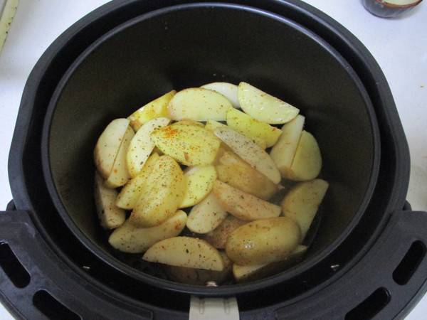 Fried Potatoes with Black Pepper recipe