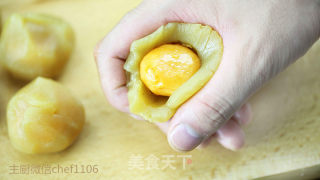 I Am The Chef Sharing The Recipe for Making Egg Yolk Pastry recipe