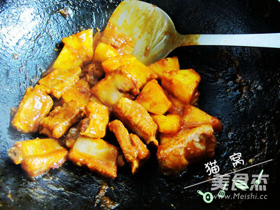 Stir-fried Pineapple Ribs recipe