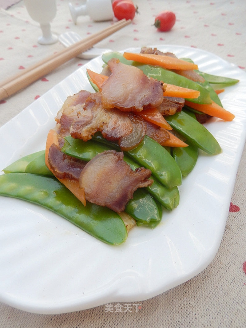 Fried Bacon with Snow Peas recipe