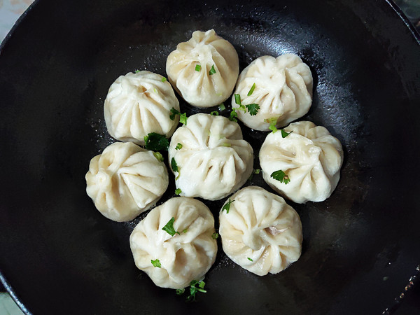 Kimchi Pork Pan-fried Bun recipe