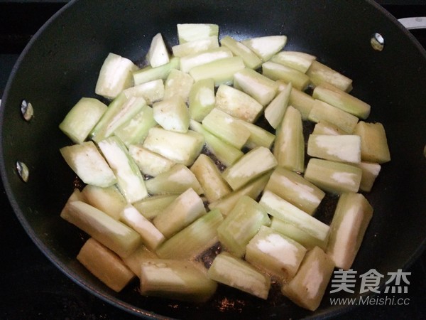 Eggplant Braised in Sauce recipe