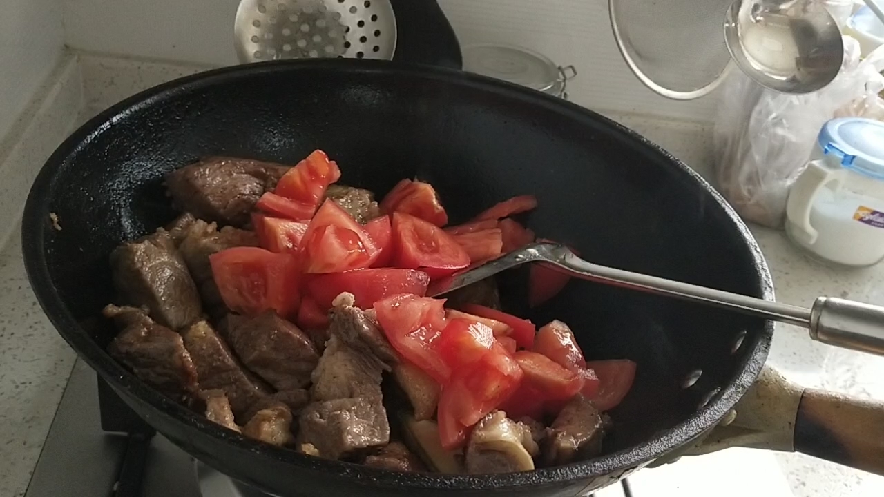 The Tomato Sirloin Pot that Novice Xiaobai Can Handle recipe