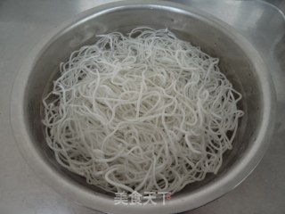 Tomato Stewed Sweet Potato Flour recipe