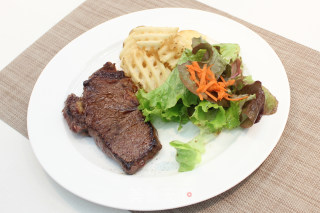 Pan-fried Black Pepper Steak recipe