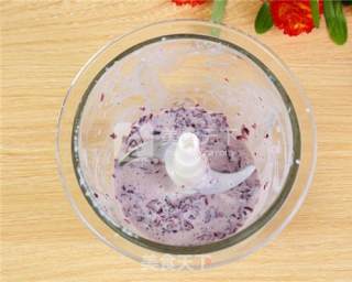 Cool Icy Cranberry Cream Ice Cream recipe