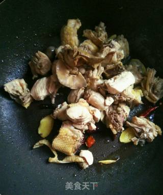 Stewed Chicken with Straw Mushrooms recipe